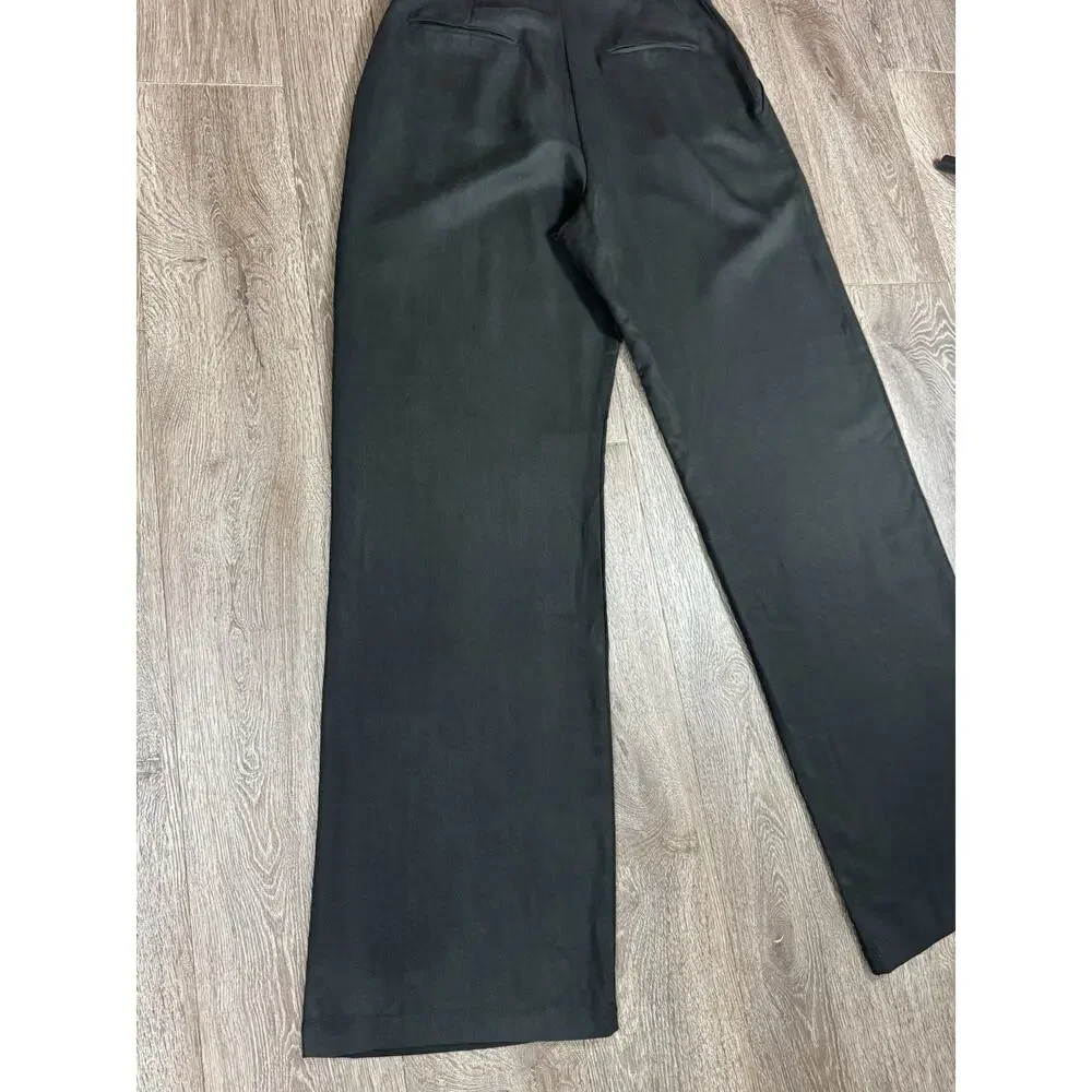 Reformation Black Pleated Relaxed Bottom Flare Pants -Sz 6~ Stylish~ - Picture 14 of 15